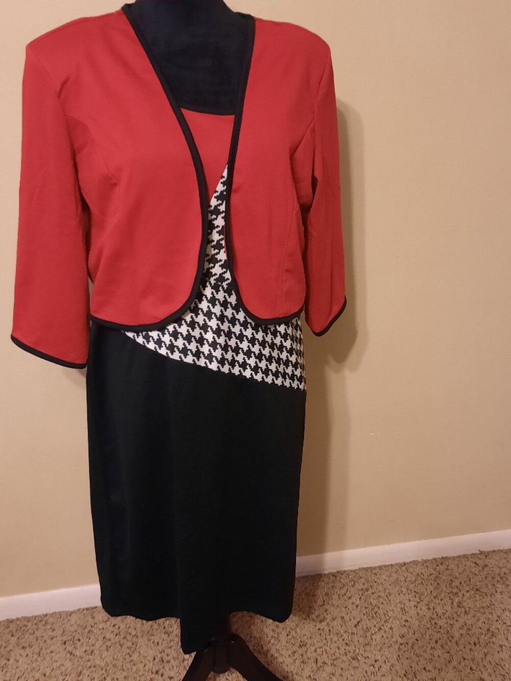 Petite Two-piece Ensemble